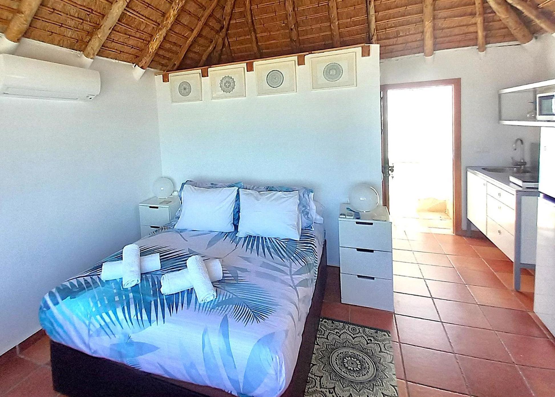 Mandala Bungalows Los Canos De Meca Exterior foto